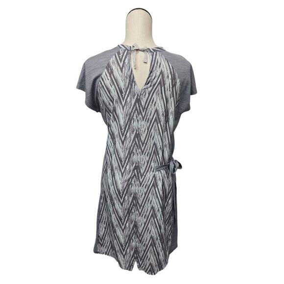 NWT Smartwool‎ Merino Wool Sport Short Sleeve Dress Womens Small Gray Zig Zag - Picture 2 of 13